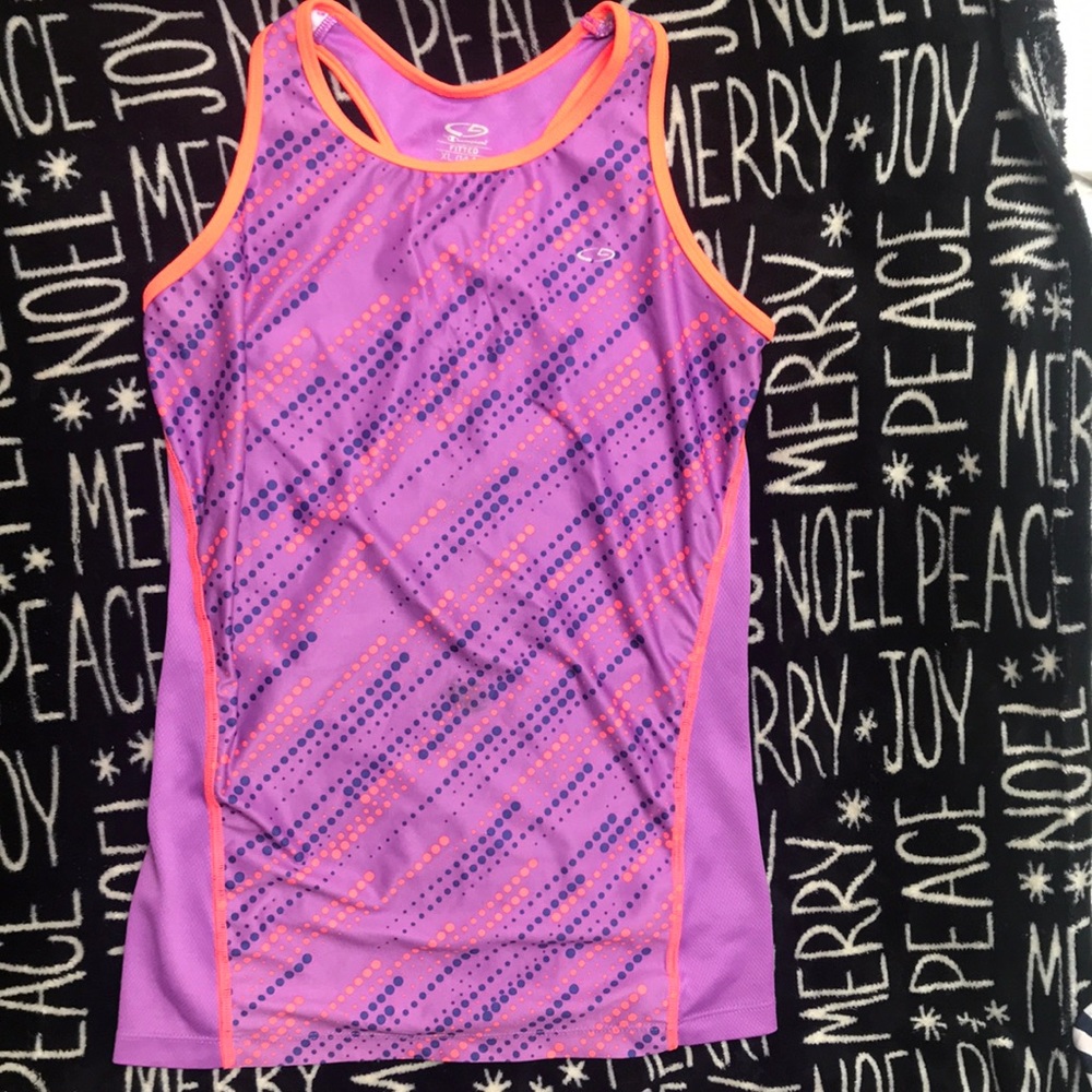 Sports tank